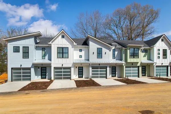 160 Excell Rd #F, Clarksville, TN 37043