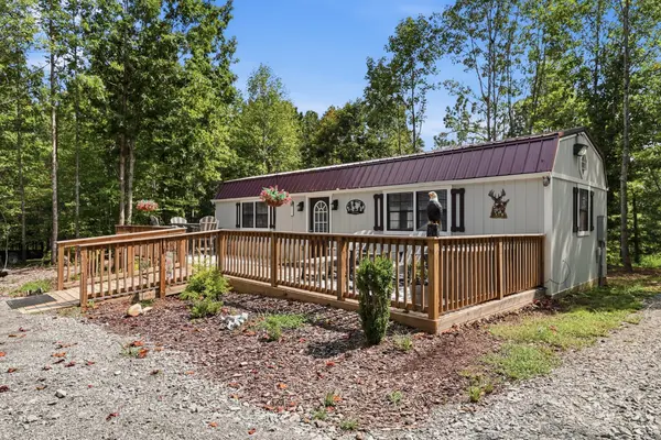 137 Summit Dr, Dover, TN 37058