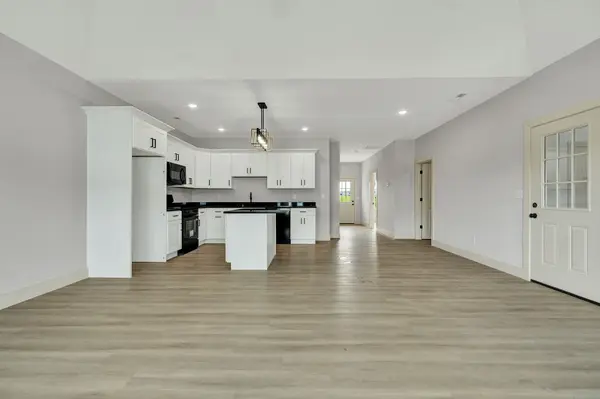 1080 Congress Parkway #N #B, Athens, TN 37303