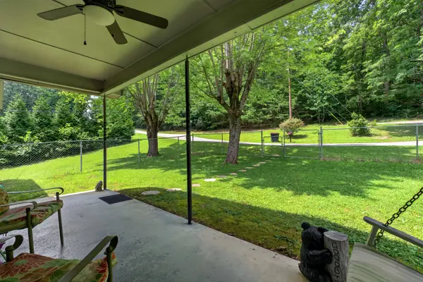 582 Spencer Dr, Spencer, TN 38585