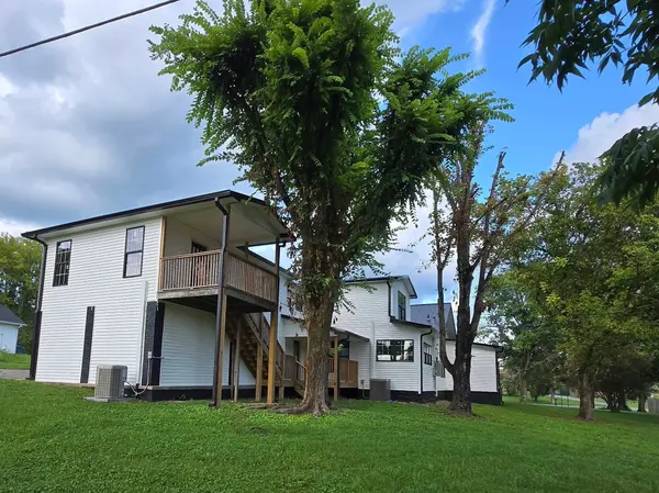 138 Shelbyville Hwy, Fayetteville, TN 37334