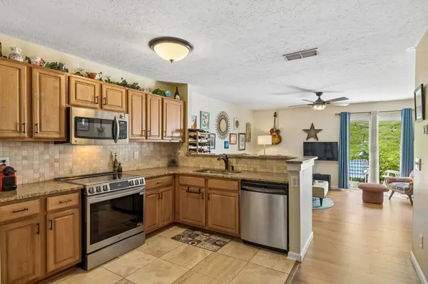 522 Shadow Glen Dr, Nashville, TN 37211