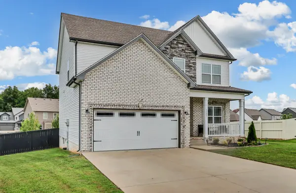 1225 Forsythia Ct, Clarksville, TN 37043