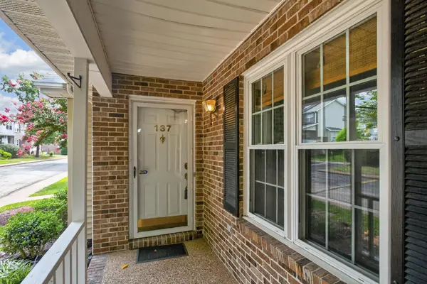 137 Pepper Ridge Cir, Antioch, TN 37013