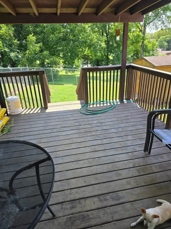 527 E Grigsby St #E, Pulaski, TN 38478