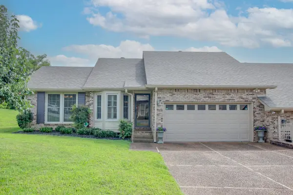 1818 Memorial Dr #25, Clarksville, TN 37043