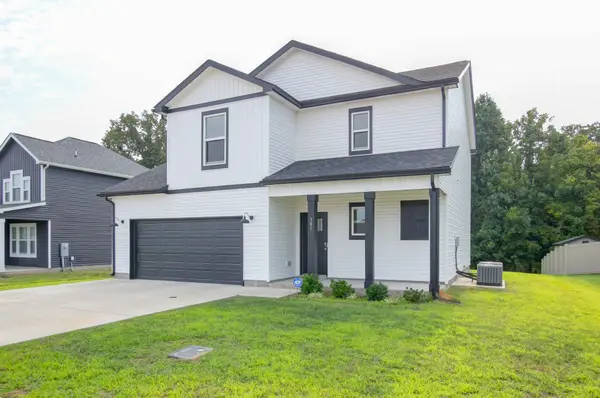 381 Galway Dr, Clarksville, TN 37042