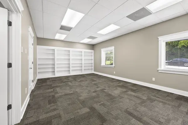 703 Lion Pkwy, Columbia, TN 38401