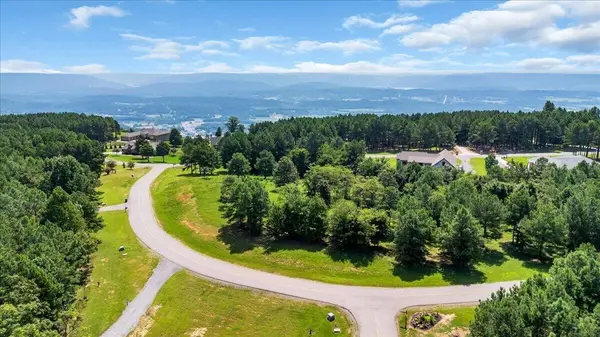 201 Pioneer Road, Jasper, TN 37347