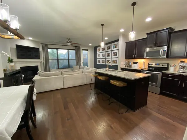 2055 Bungalow Dr, Thompsons Station, TN 37179
