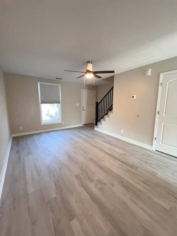 530 Hietts Ln #B, Clarksville, TN 37043