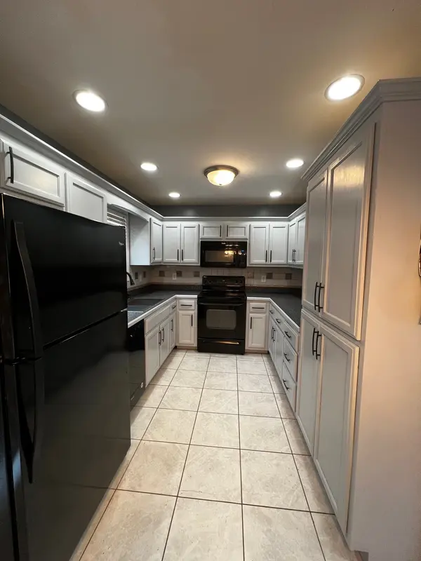 3624 Aurora Dr, Clarksville, TN 37040