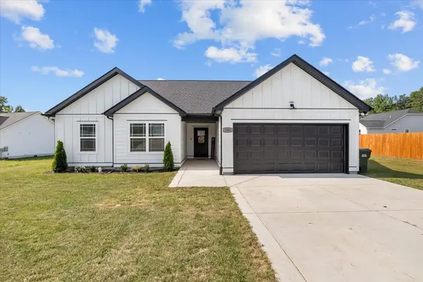 3008 Longview Court, Dickson, TN 37055