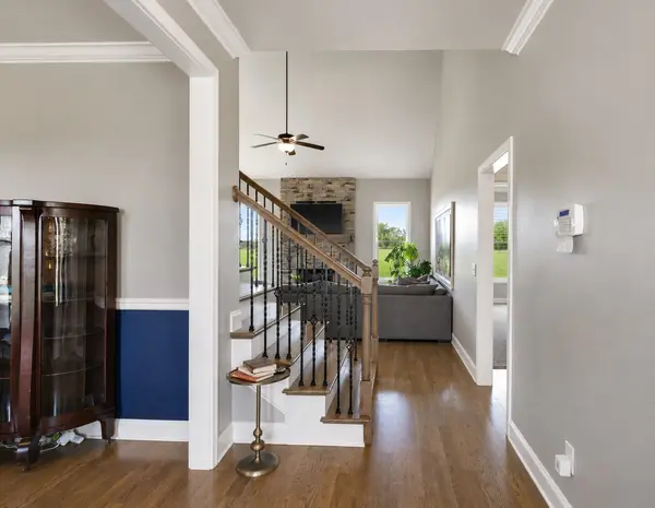 94 Branham Mill Rd, Gallatin, TN 37066