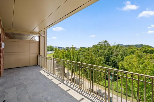 4 Cherokee Boulevard #321, Chattanooga, TN 37405