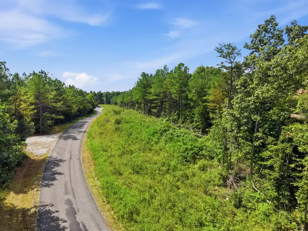 460 Bolin Rd, Crossville, TN 38572