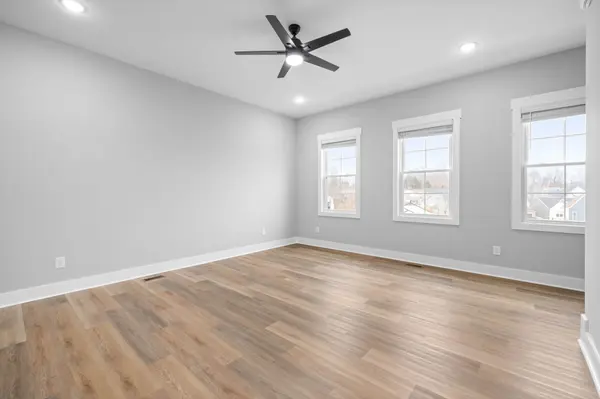 225 Charleston Ave, Pleasant View, TN 37146
