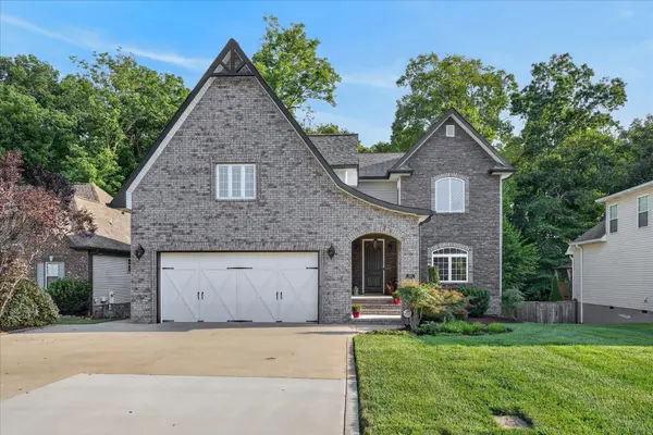 360 Abeline Dr, Clarksville, TN 37043