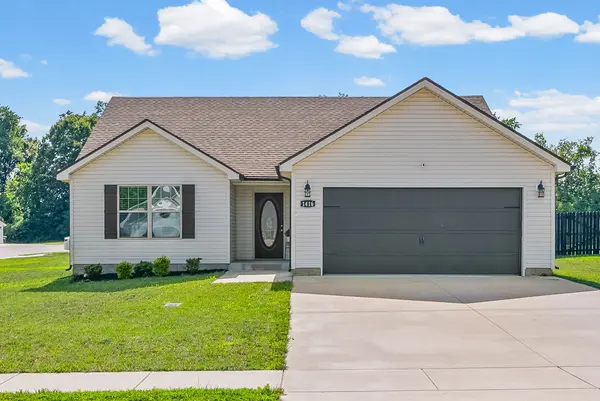 1416 Fredrick Dr, Clarksville, TN 37042