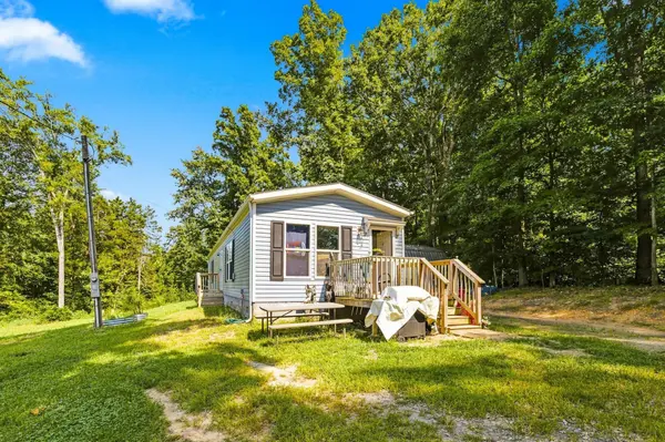 2320 Center Point Rd, Cumberland Furnace, TN 37051