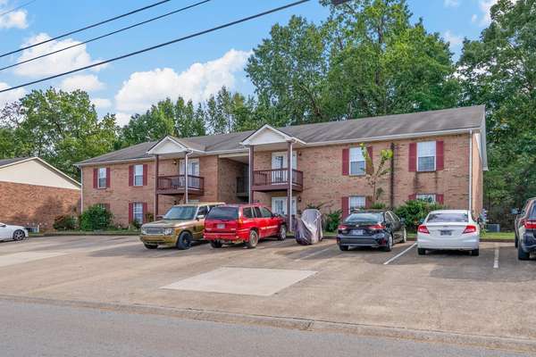 1251 Parkway Pl #E, Clarksville, TN 37042