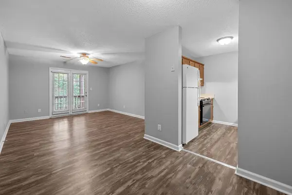 1251 Parkway Pl #E, Clarksville, TN 37042