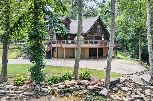 335 High Meadow Dr, Spencer, TN 38585