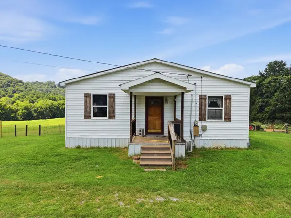17904 Old Kentucky Rd, Walling, TN 38587