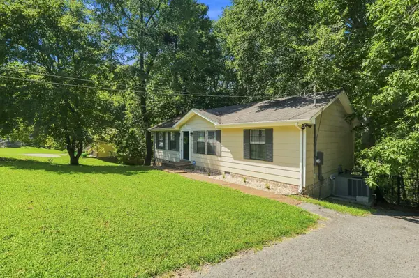 1211 Winding Way Dr, White House, TN 37188