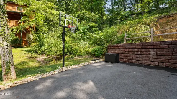 3414 Steven Court, Pigeon Forge, TN 37863