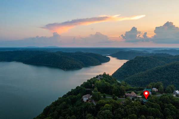 158 Dillon Rd, Baxter, TN 38544