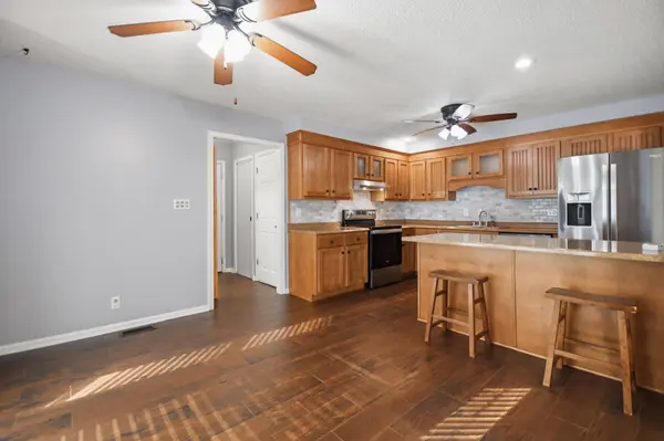 3515 Clearwater Drive, Clarksville, TN 37042