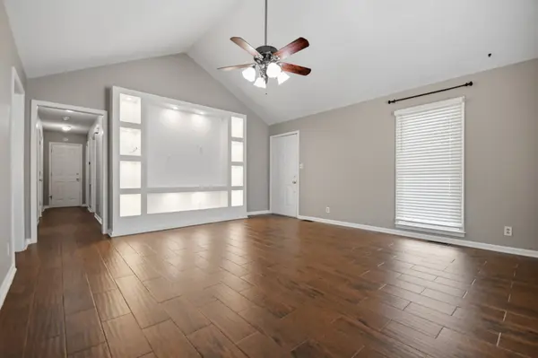 3515 Clearwater Drive, Clarksville, TN 37042