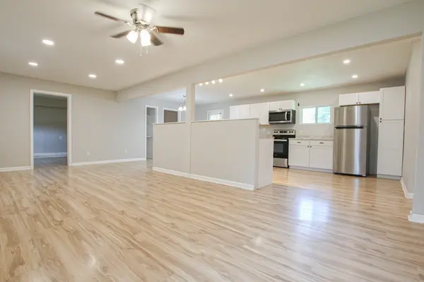 219 Hallbrook Drive, Clarksville, TN 37042