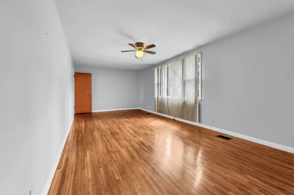 230 Downer Dr, Clarksville, TN 37042