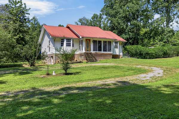 7220 Friendly Rd, Baxter, TN 38544