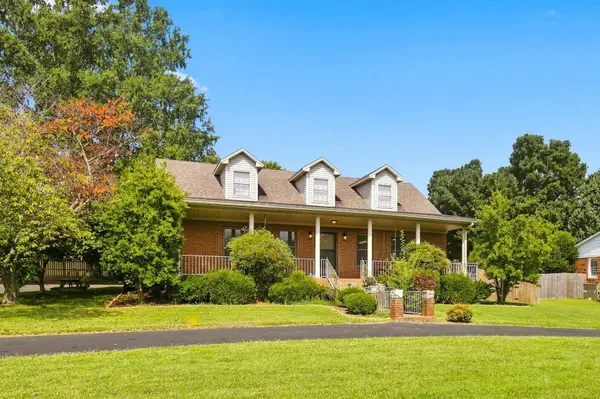 923 Adams Ave, Hopkinsville, KY 42240