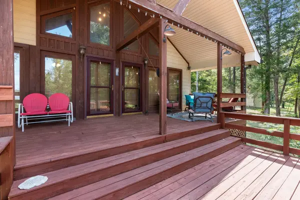 178 Cottage Cir, Linden, TN 37096