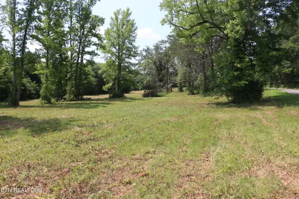 286 4th St, Englewood, TN 37329
