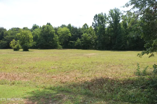 286 4th St, Englewood, TN 37329