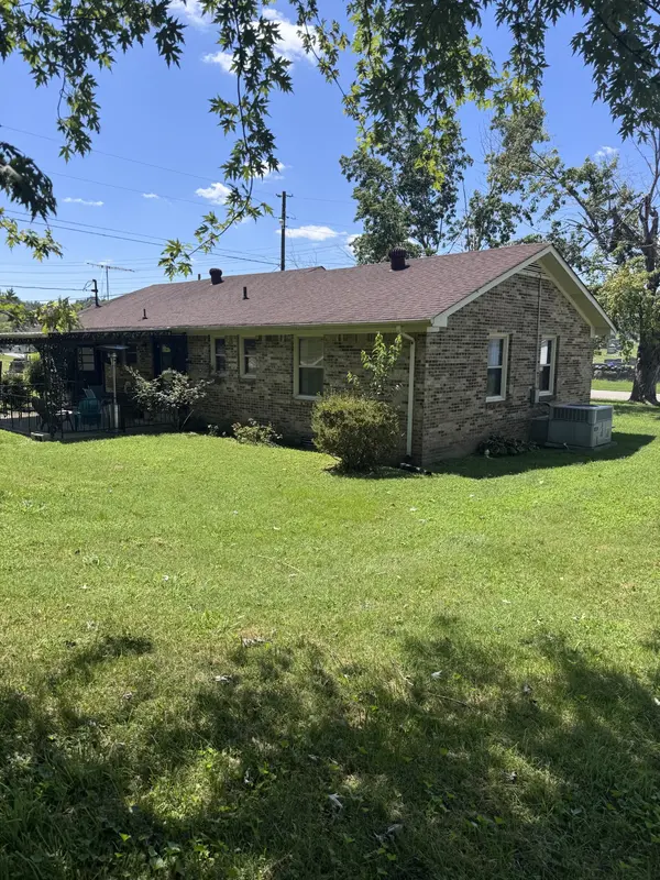 29 Hickman Hwy, Hickman, TN 38567