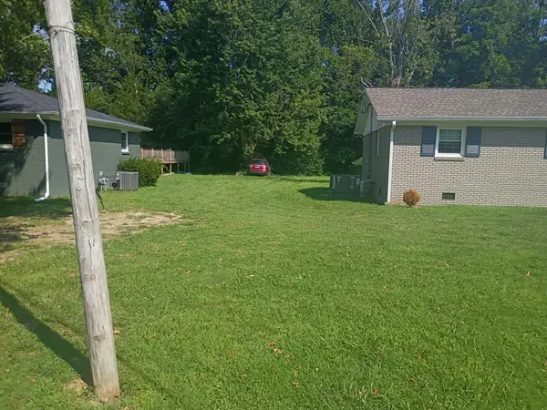 203 Sunset Dr, Waverly, TN 37185