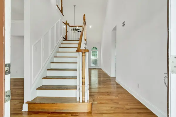 7321 Majestic Hill Dr, Chattanooga, TN 37421