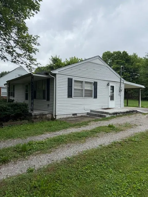 137 North St, Portland, TN 37148