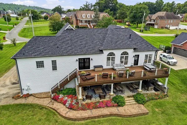 747 Coveview Cir, Cookeville, TN 38506