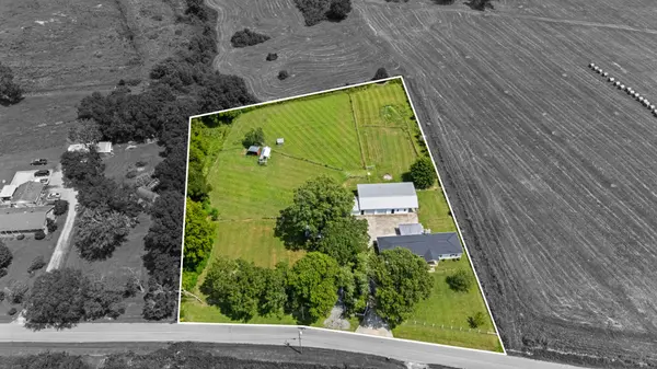 911 Old Alexandria Rd #W, Watertown, TN 37184