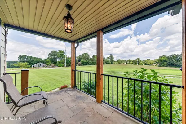 1502 Pigeon Ridge Rd, Crossville, TN 38555