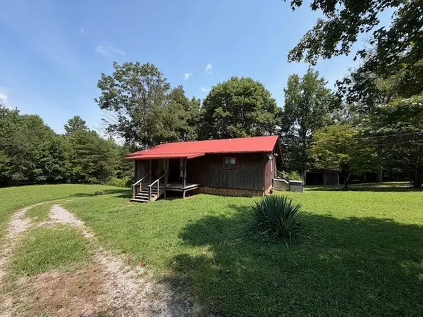 5615 Bartlett Rd, Cookeville, TN 38501