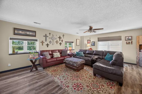 165 E Whitehall Rd, Cookeville, TN 38501