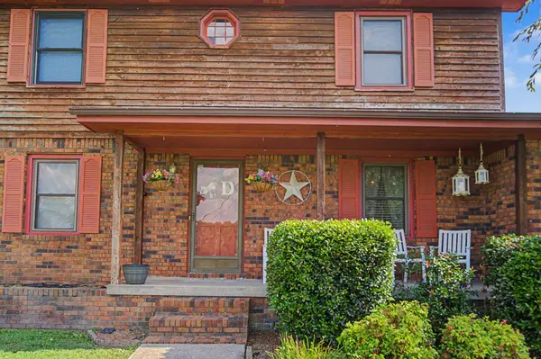 105 Sonoma Dr, Lafayette, TN 37083